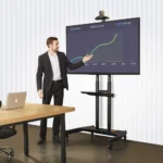 Support mobile sur roulettes pour écran interactif professionnel en salle de réunion